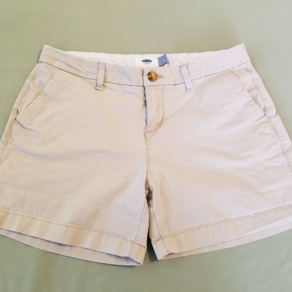 Old Navy Khaki Shorts Womens Stretch Size 2 - Picture 1 of 5